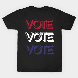 Vote Retro Vintage USA FLAG Patriot Design T-Shirt T-Shirt